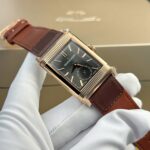 Jaeger LeCoultre Master Reverso Tribute Small Seconds Replica 11 Double-Sided Watch 28.3x47mm - Image 3