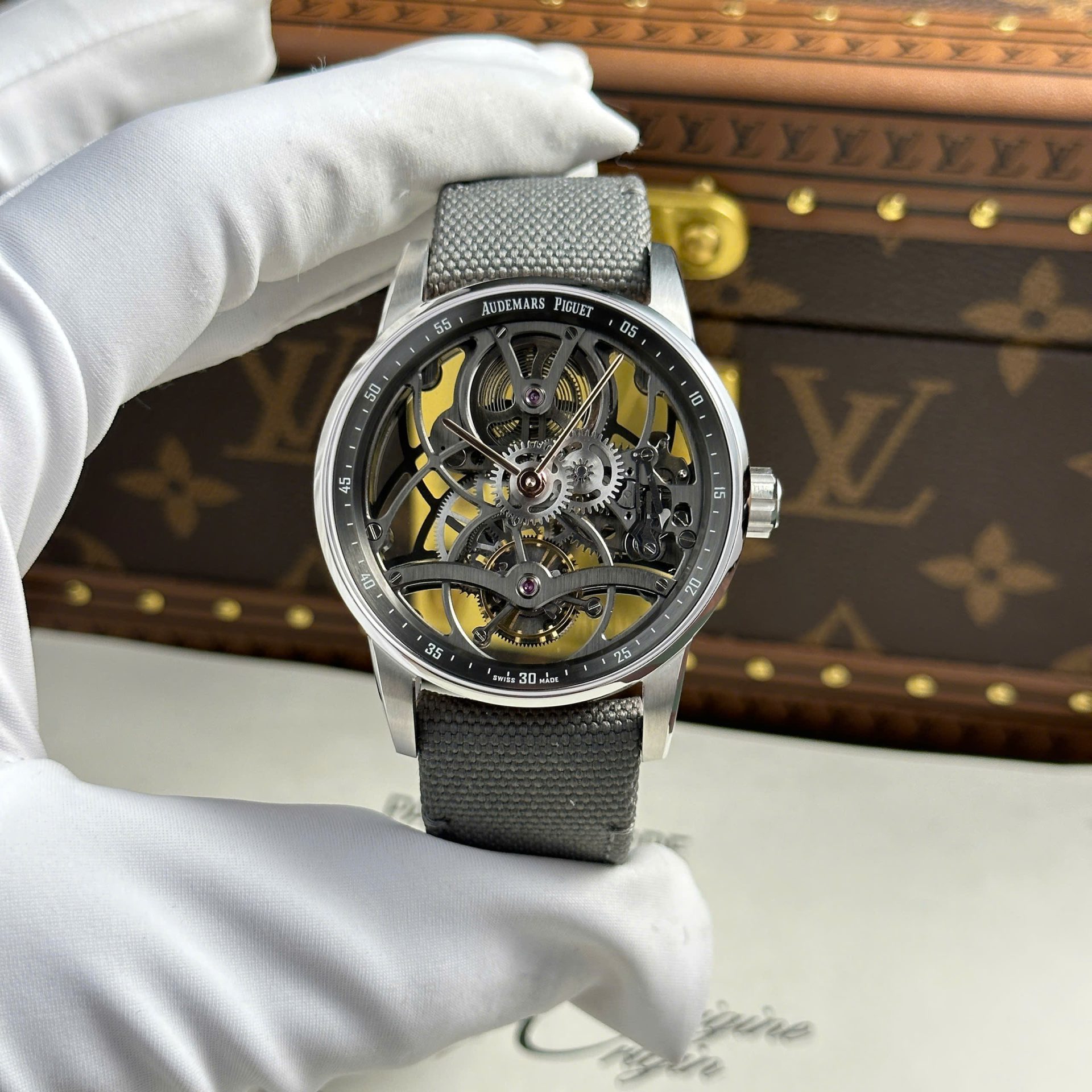 Dong-Ho-Audemars-Piguet-26600-Tourbillon-Openworked-Replica-11-May-Lo-Co-41mm-11.jpg Audemars Piguet 26600 Tourbillon Openworked Replica 11 Watch Gray 41mm - Image 1