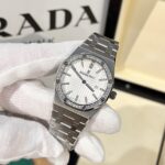 Audemars Piguet Replica Watch Women-s White Dial 33mm - Image 2