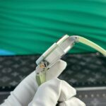 Audemars Piguet Imitation Watches Royal Oak Offshore 15720ST Green APS Factory 42mm - Image 6