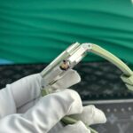 Audemars Piguet Imitation Watches Royal Oak Offshore 15720ST Green APS Factory 42mm - Image 5