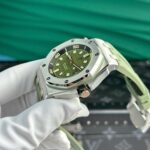 Audemars Piguet Imitation Watches Royal Oak Offshore 15720ST Green APS Factory 42mm - Image 4