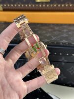 Audemars Piguet Replica Watch Royal Oak 15400OR Black Dial 41mm - Image 8