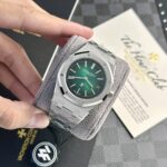 Audemars Piguet Royal Oak Jumbo 16202ST Replica Watch Green Dial 39mm - Image 2