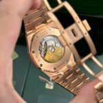 Audemars Piguet Replica Watch Royal Oak 15400 Gold Wrapped Black Dial ZF 41mm - Image 8