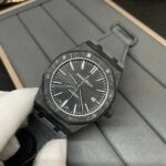 爱彼（Audemars Piguet）皇家橡树系列15400复刻腕表，碳纤维表盘，黑色，41毫米 - Image 3