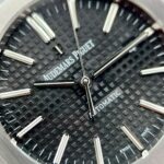 Audemars Piguet Replica Watch Royal Oak 15400ST Black Dial Rubber Strap 41mm - Image 3
