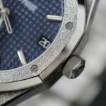 Audemars Piguet Royal Oak 15500ST Frosted Gold Replica Watch Dial Blue 41mm - Image 6