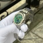 Audemars Piguet Replica Watch Royal Oak 26574ST Green Dial 41mm - Image 3