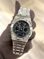Audemars Piguet Replica Watch Royal Oak 26574ST Black Dial 41mm - Image 2