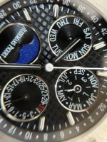 Audemars Piguet Replica Watch Royal Oak 26574ST Black Dial 41mm - Image 4