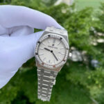 Audemars Piguet Royal Oak Women White Dial Custom Bezel Diamonds Moissanite 34mm - Image 3