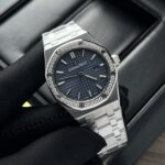 Audemars Piguet Replica Watch Royal Oak Womens Dial Blue 34mm - Image 3