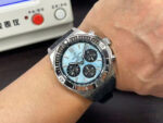 Breitling Luxury Replica Watches Super Chronomat B01 Ice Blue Dial Rubber Strap 44mm - Image 8