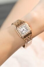 Cartier Panthere Women-s Replica Watch Rose Gold Quartz 27mm - Image 4