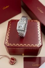 Cartier Clone Watch Panthere WGPN0007 Women White Dial 27x37mm - Image 3