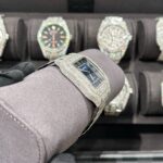 Cartier Santos Best Replica Watch With Full Natural Diamond VVS Blue Dial 39.8mm - Image 6