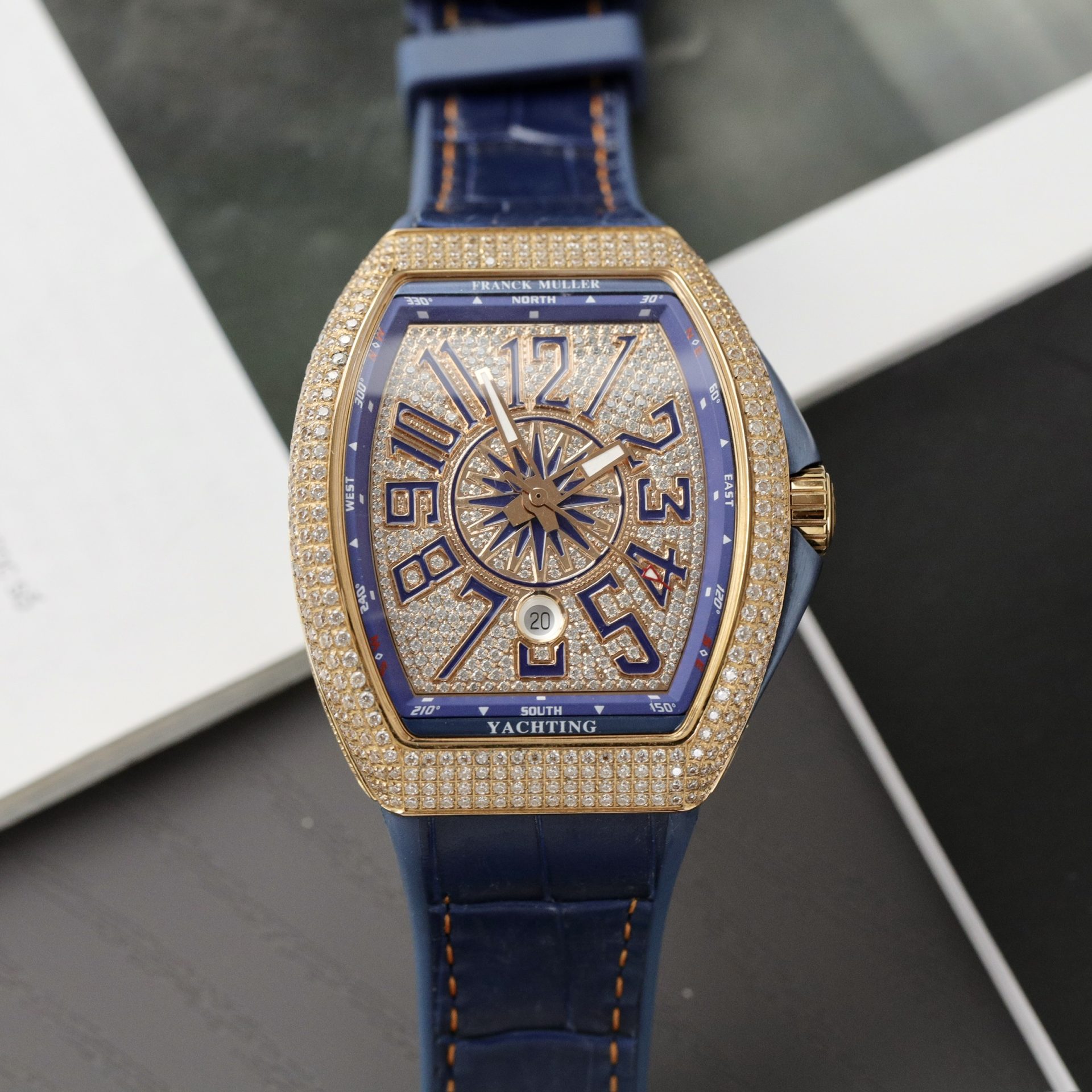 Dong-Ho-Franck-Muller-V45-Replica-11-Dinh-Da-Mau-Xanh-Blue-Nha-May-ABF-45mm-1.jpg Franck Muller V45 Replica Watch Blue Dial ABF Factory 45mm - Image 1