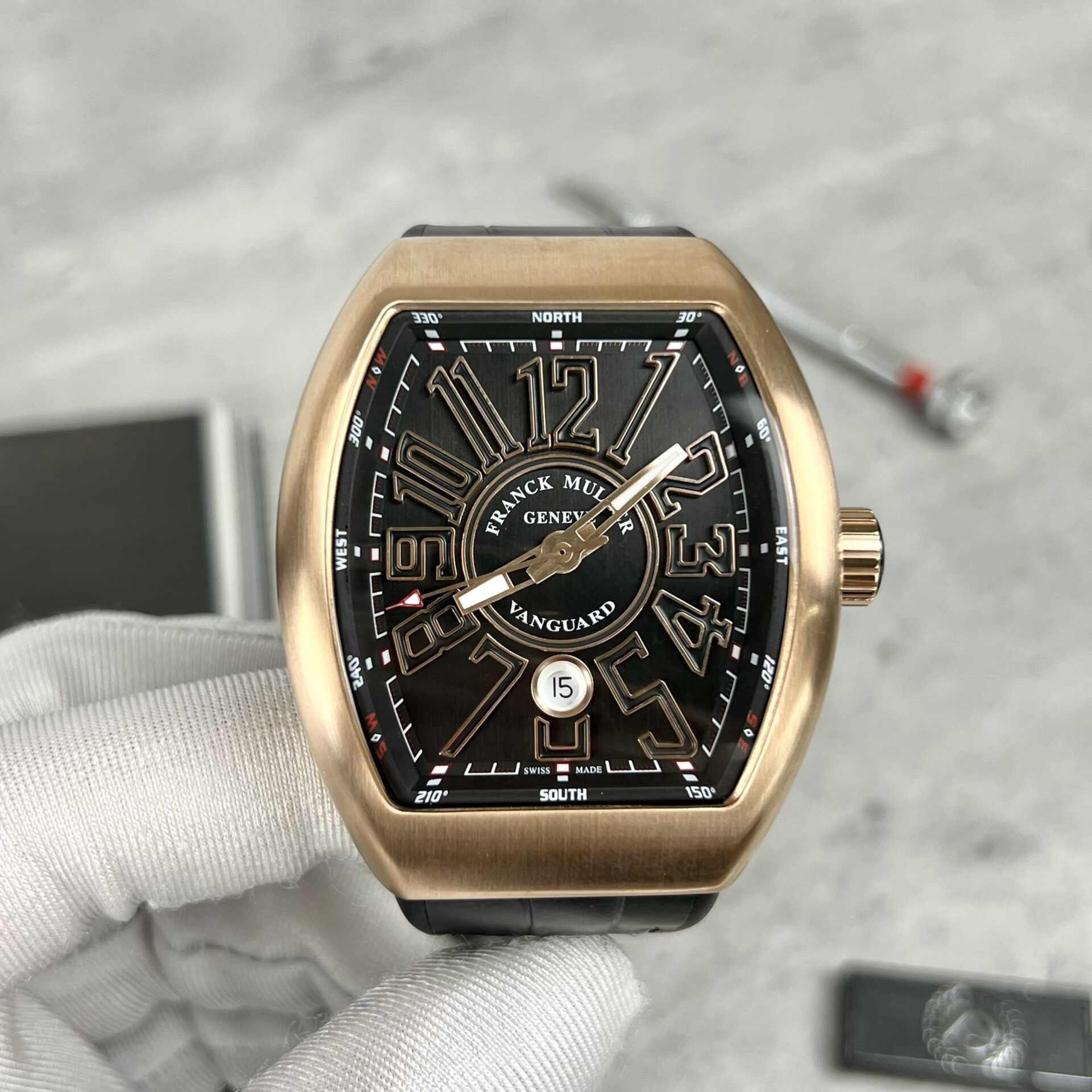 Dong-Ho-Franck-Muller-V45-Rose-Gold-Replica-ABF-Factory-Mau-Den-45mm-3.jpg Franck Muller V45 Rose Gold Replica Watch Black Dial AB Factory 45mm - Image 1