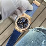 Hublot Big Bang Chronograph Replica Watch King Gold Blue With Diamond Bezel 44mm - Image 3