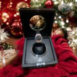 Hublot Big Bang One Click Black Dial Replica Watches Gold Wrapped + Moissanite Diamonds Baguette 39mm - Image 5