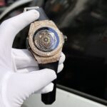 Hublot Big Bang Sang Bleu King Gold Replica Watch Diamond 44mm - Image 2