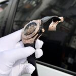 Hublot Big Bang Sang Bleu King Gold Replica Watch Diamond 44mm - Image 4