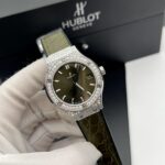 Hublot Classic Fusion Replica Watch Womens Green Dial HB Factory 33mm - Image 4