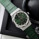 Hublot Classic Fusion Replica Watch Green Dial HB Factory 42mm - Image 2