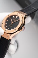 Hublot Classic Fusion King Gold Black Replica Watch JJF Factory 38mm - Image 4