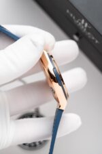 Hublot Classic Fusion King Gold Blue Replica Watch JJF Factory 38mm - Image 7