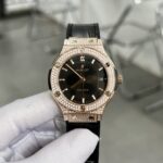 Hublot Replica Watch Classic Fusion King Gold With Diamonds Case HB Factory 38mm