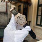 Hublot Classic Fusion King Gold Watch With Full Diamonds HBF Replica Watch 42mm - Image 2