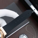 Hublot Classic Fusion King Gold Black Dial Copies Watches Movement SW300 Rubber Strap 42mm - Image 9