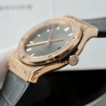 Hublot Classic Fusion King Gold Replica Watches Gray Dial Diamonds CZ HB Factory 42mm - Image 7
