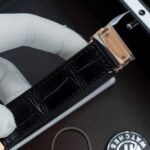 Hublot Classic Fusion King Gold Copies Watch Black Dial Movement SW300 Crocodile Leather Strap 42mm - Image 8