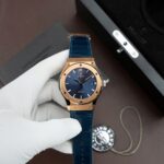 Hublot Classic Fusion King Gold Replica Watch Dial Blue Movement SW300 Crocodile Leather Strap 42mm