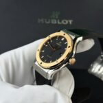 Hublot Classic Fusion Replica Watches Black Dial King Gold Bezel 42mm - Image 3