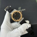 Hublot Classic Fusion Replica Watches Black Dial King Gold Bezel 42mm