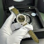 Hublot Classic Fusion Replica Watch Womens Green HB Factory 33mm - Image 2