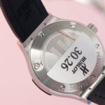 Hublot Classic Fusion Replica Watch Moissanite Diamond Hong Kong Gray Dial 33mm - Image 10