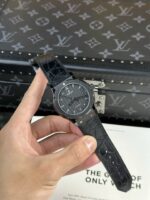 Hublot Classic Fusion Replica Watch Refined Ceramic Carbon Dial 42mm