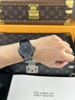 Hublot Classic Fusion Replica Watch Refined Ceramic Carbon Dial 42mm - Image 6