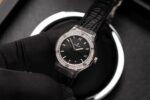 Hublot Replica 1:1 Watch With Diamonds Bezel Black Dial HB Factory 33mm - Image 3
