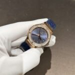 Hublot Replica 1:1 Watch With Moissanite Diamonds Blue 33mm - Image 5