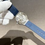 Hublot Classic Fusion Replica Watch Blue Rubber Strap Moissanite Diamond 33mm - Image 6