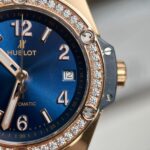 Hublot One Click King Gold Replica Watch With Blue Dial Moissanite 39mm - Image 5