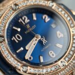 Hublot Big Bang One Click Replica Watch Blue Dial With Moissanite Diamond 39mm - Image 3
