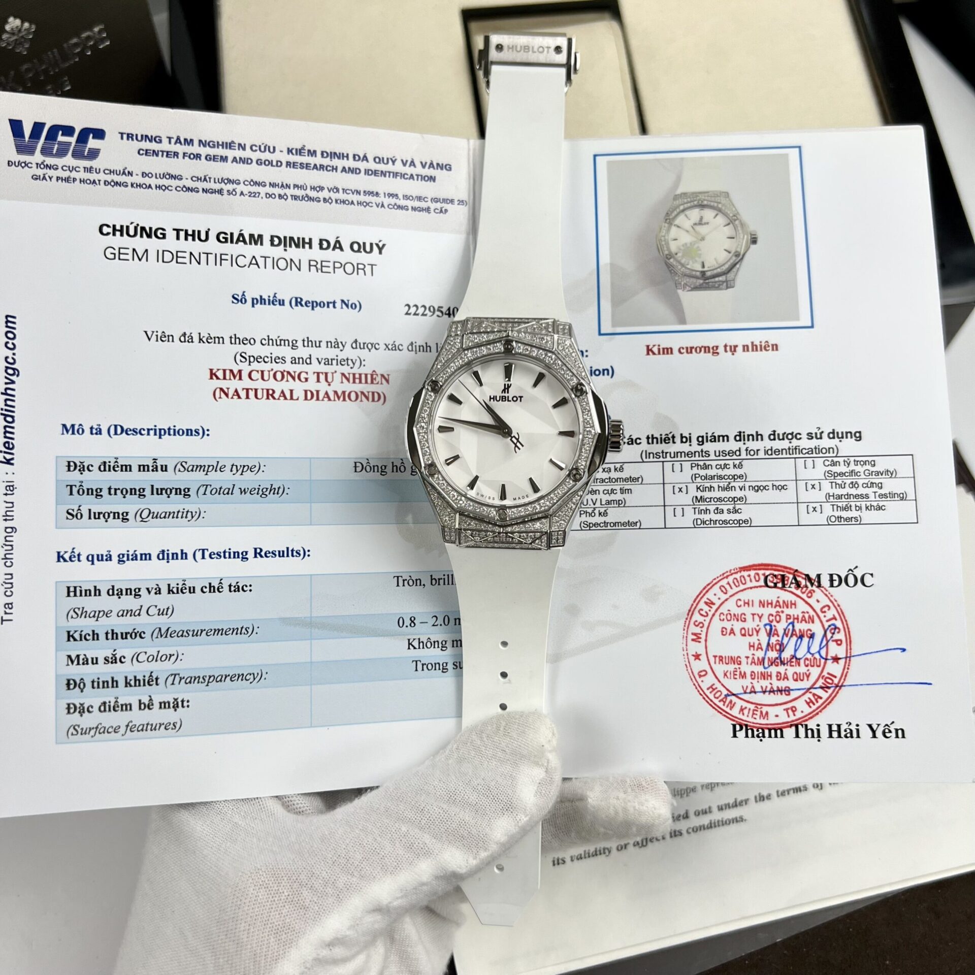 Dong-Ho-Hublot-Orlinski-Dinh-Full-Kim-Cuong-Moissanite-APS-Mau-Trang-40mm-3-scaled-1.jpg Hublot Orlinski Replica Watch White Dial Custom Moissanite Diamonds APS Factory 40mm - Image 1