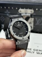 Hublot Classic Fusion Replica Watch Ceramic Refined Black 42mm - Image 4